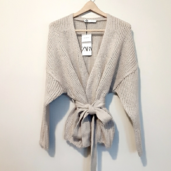 New ZARA Light Gray Mohair Sweater Cardigan - Picture 6 of 6